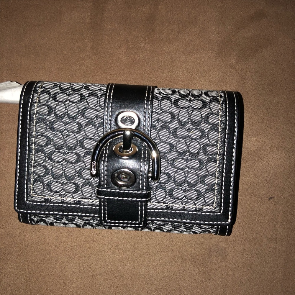 New Coach wallet